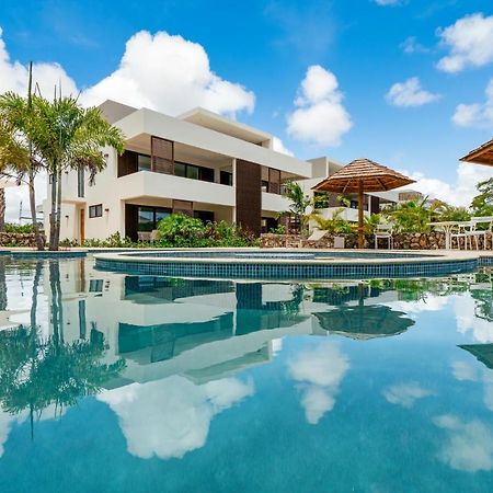 Jan Sofat Lux Resort Willemstad Buitenkant foto