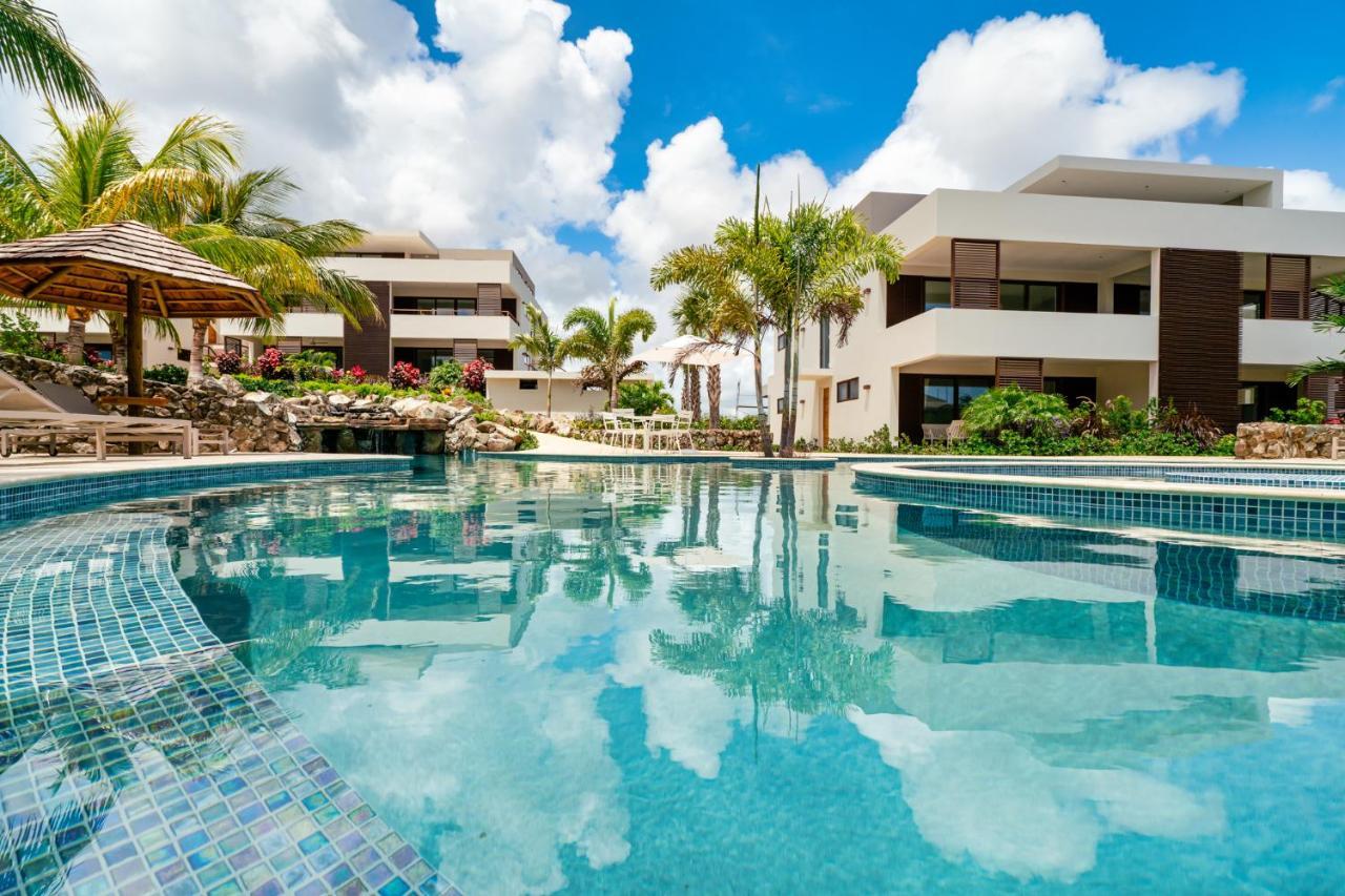Jan Sofat Lux Resort Willemstad Buitenkant foto